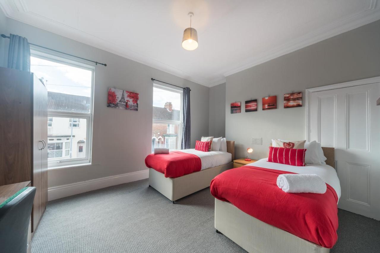 3 Bedroom Saks - 2 Living Area House In Newland Ave Hull Kingston upon Hull Exteriér fotografie