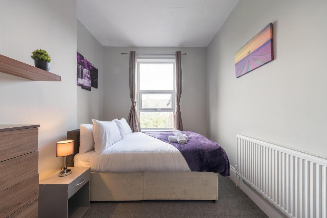 3 Bedroom Saks - 2 Living Area House In Newland Ave Hull Kingston upon Hull Exteriér fotografie